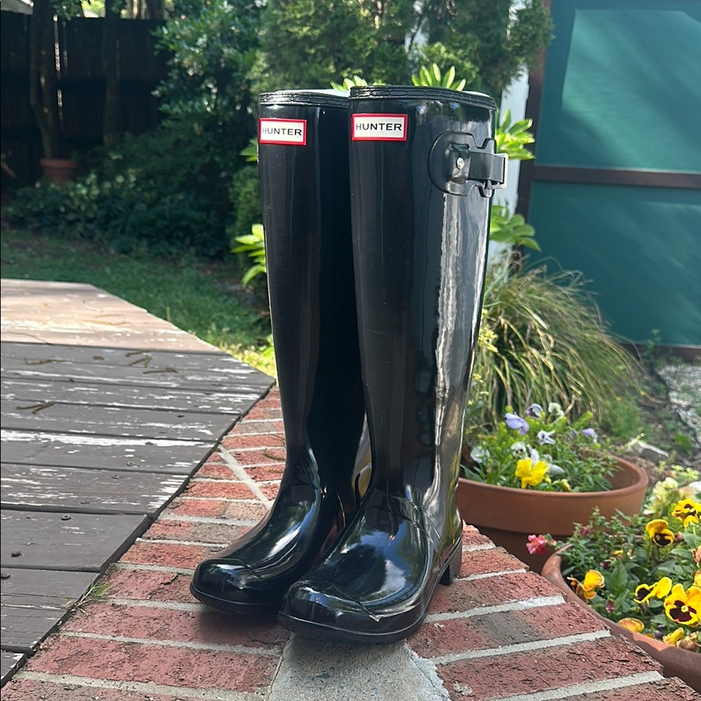 Brand New, Never Worn Hunter Glossy Black Tall Boots Size 10